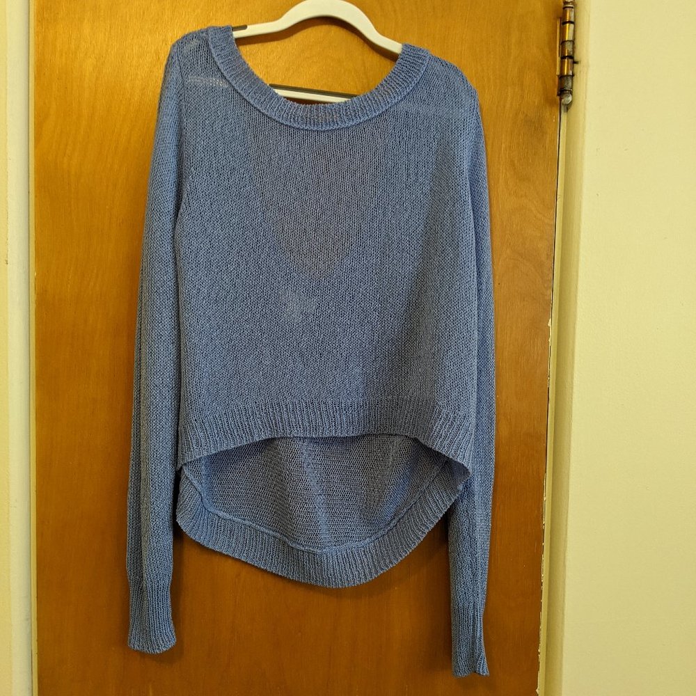 Slouchy Low-back Light-weight Sweater